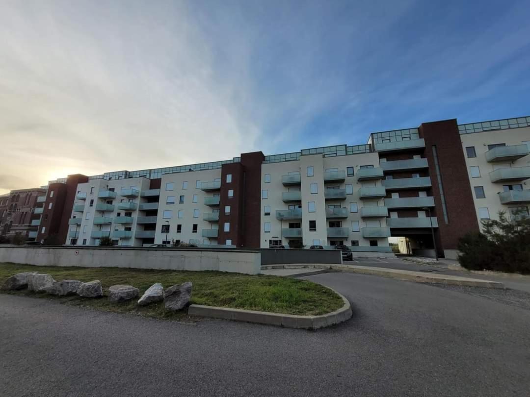 L'Alteia - L'Appartement Les Pieds Dans L'Eau Avec Place De Parking Prive Et Acces Direct A La Plage Berck Bagian luar foto