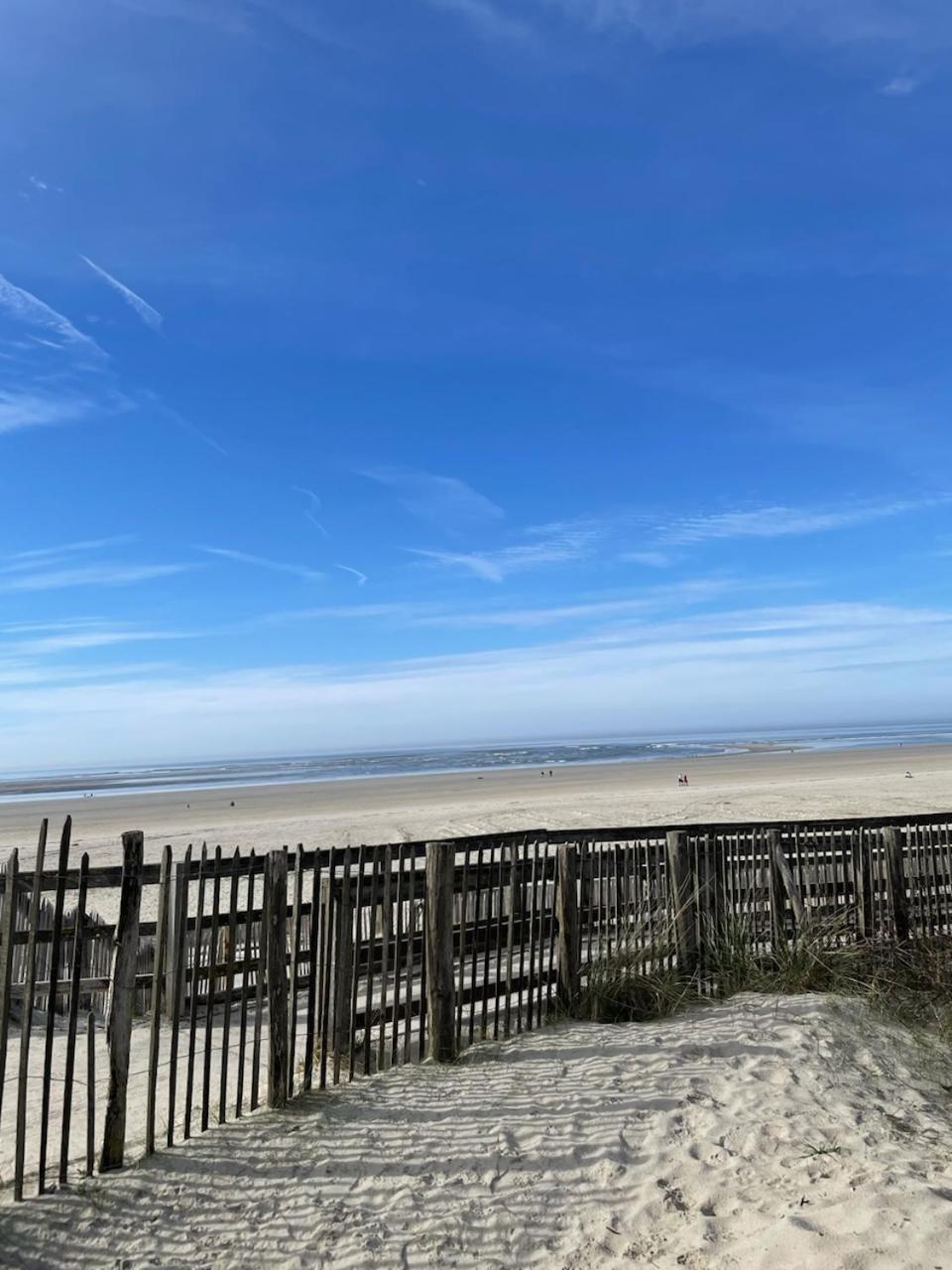 L'Alteia - L'Appartement Les Pieds Dans L'Eau Avec Place De Parking Prive Et Acces Direct A La Plage Berck Bagian luar foto